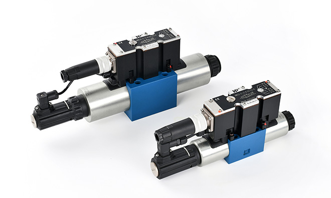 如果系统中存在杂质，对高频响比例阀的性能有何影响？