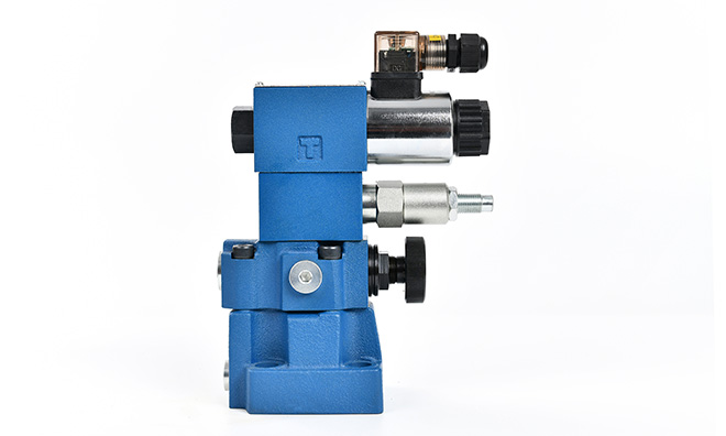 溢流阀的选型时，是否需要考虑其动态响应特性？