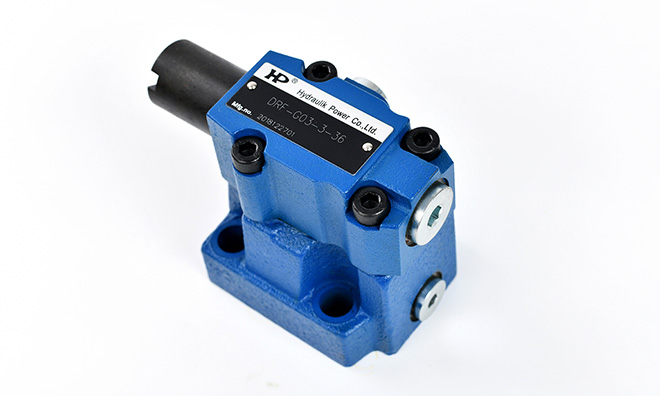 如何根据系统压力需求选择合适的压力阀？